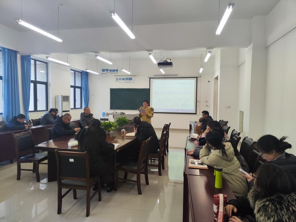 7E97F55529F57DEBA90BDA745097E642